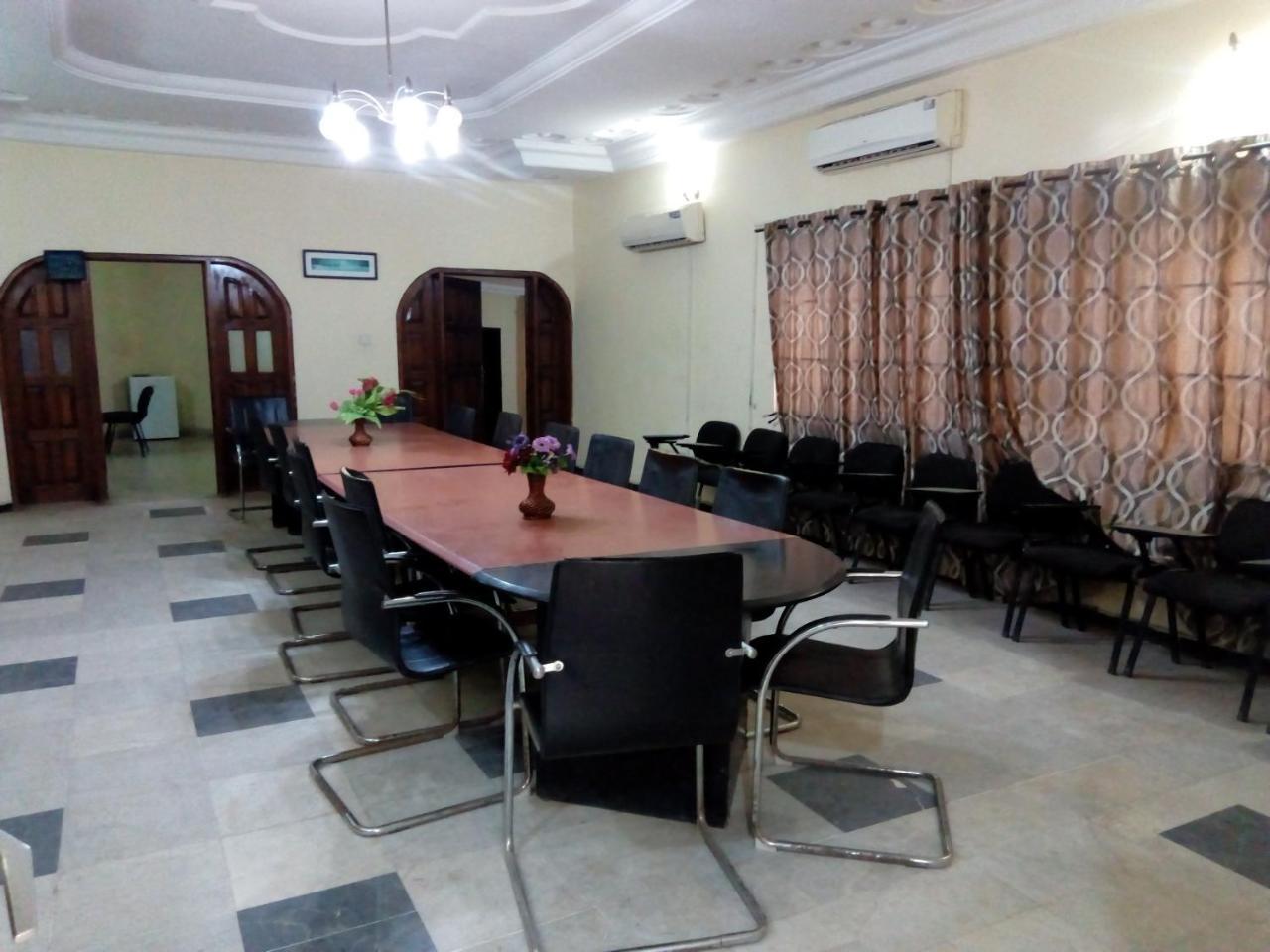 Royal Green Guest House Abeokuta Екстер'єр фото
